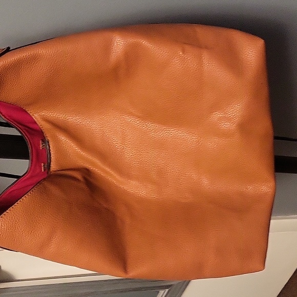 Fashion hobo bag EUC - Picture 2 of 8